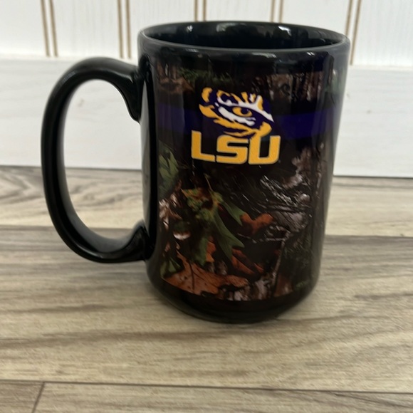 Other - 🌻3/$15 LSU Realtree Print Eye of the Tiger Mug